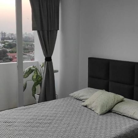 Apartamento Entero Centrico Y Confortable Apartman Santa Cruz de La Sierra Kültér fotó
