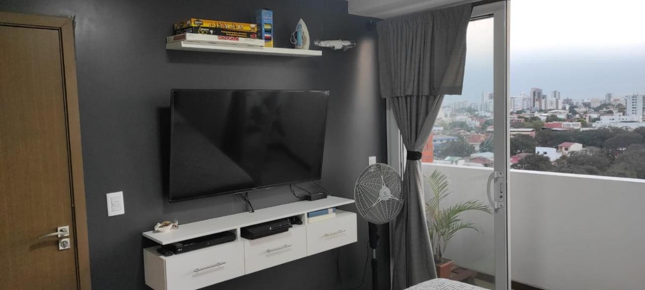 Apartamento Entero Centrico Y Confortable Apartman Santa Cruz de La Sierra Kültér fotó